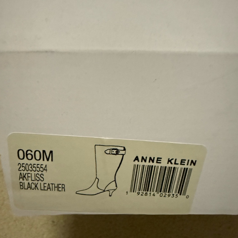 Brand new in box Anne Klein Fliss Black Heeled Boots size 6 - Picture 4 of 8